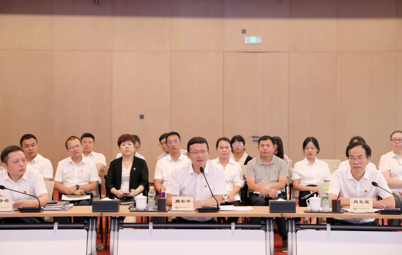 今晚必开生肖图特马